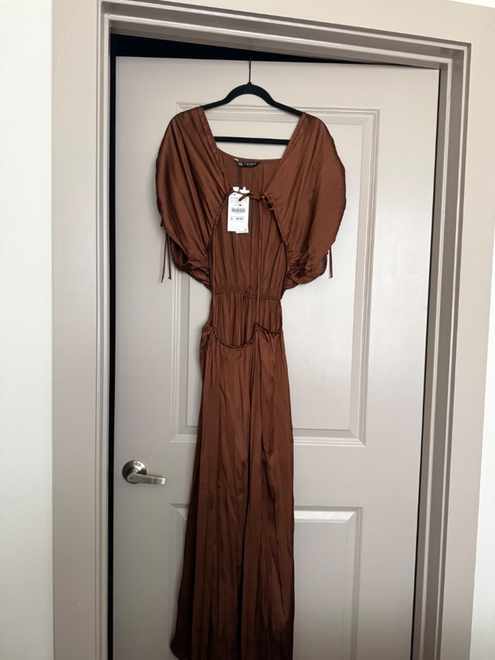 Zara Maxi - Picture 2 of 2